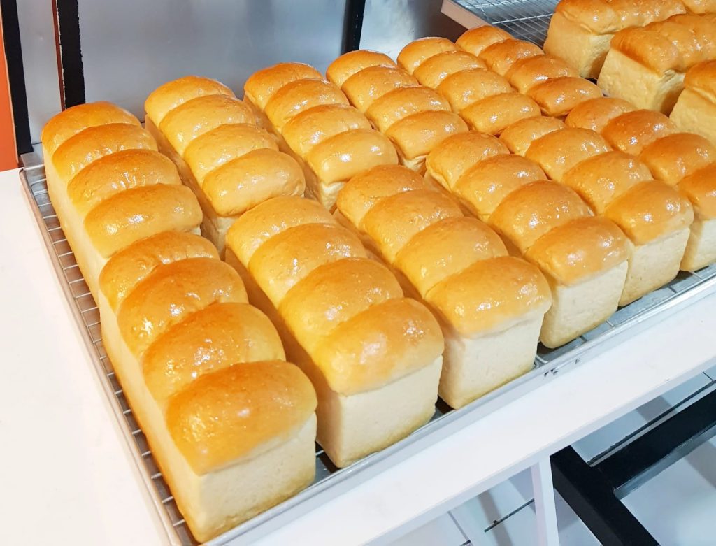 Roti Tawar Gembong Ukuran Sedang